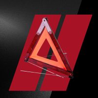 ELAKADÁSJELZŐ HÁROMSZÖG